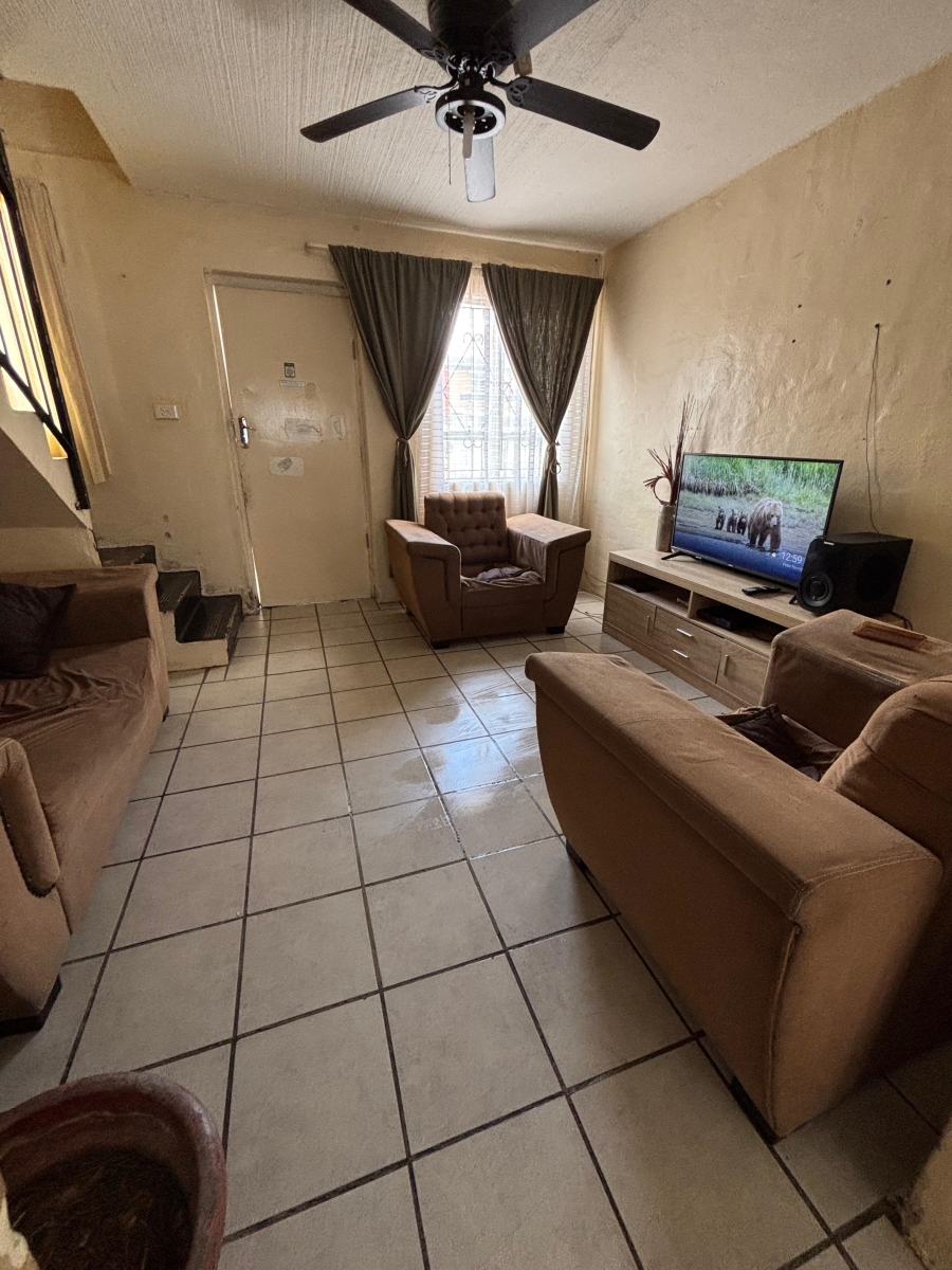 2 Bedroom Property for Sale in Woodlands Western Cape